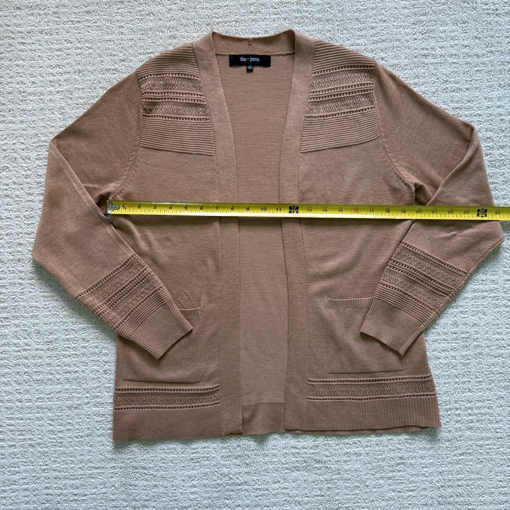 CHLOE + JASMINE | Tan Cardigan Sweater Sz M - Picture 4 of 6